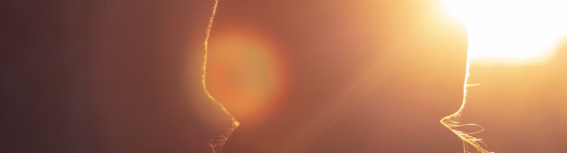 Det kan være stressende at være i gæld, men vi er her for at støtte dig hele vejen