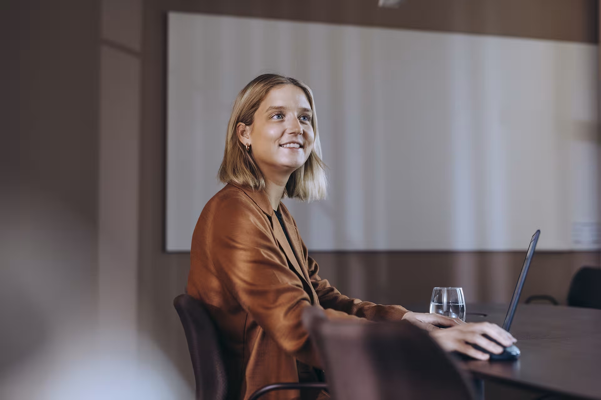 Intrum Brand People 006